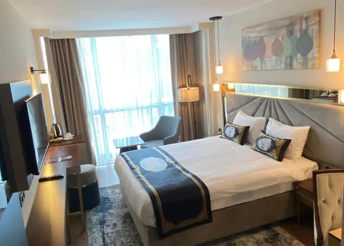 GRAND HAMİT By Karadayı Airport Hotel Arnavutkoy